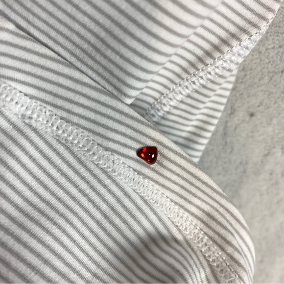 NEW Lorna Jane Unwind Zip Through Activewear Top XS Quick Dry Thumb Holes NWT - Picture 2 of 14